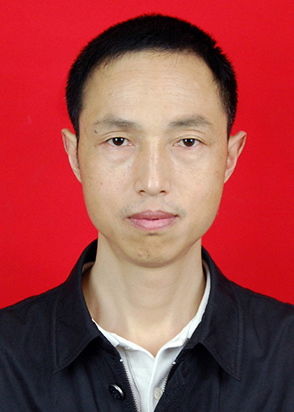 易伟遵.jpg